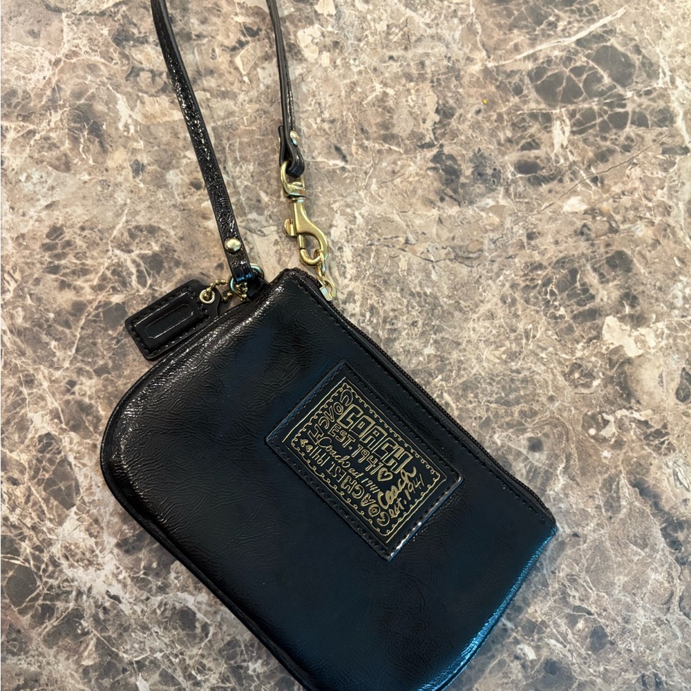Gorgeous Rare Coach Black Wristlet with Gold Accents - Picture 2 of 3
